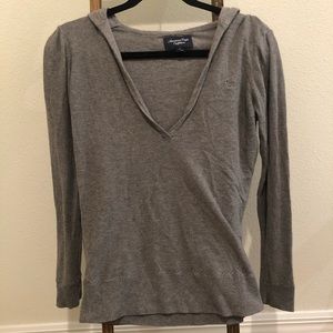 American Eagle - Gray Long Sleeve Top w/ Hood
